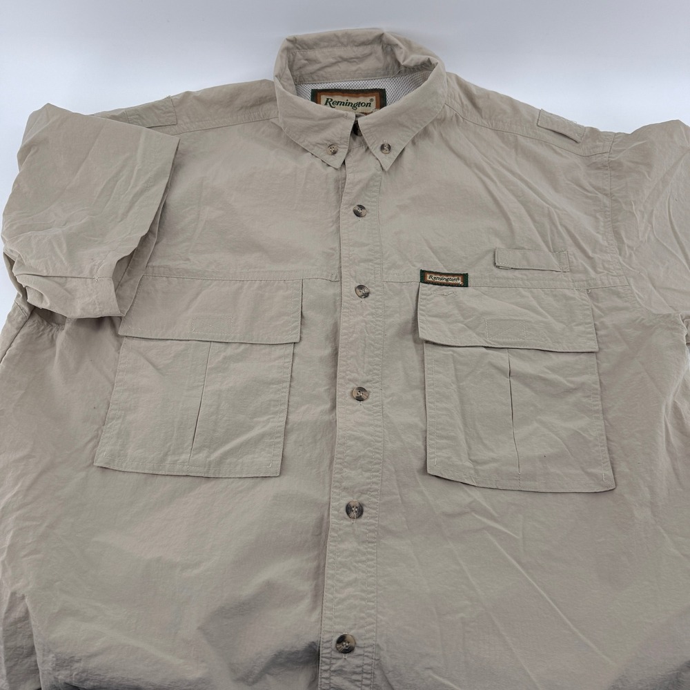 Remington Outdoor Clothing Fishing Shirt Men's Size L Tan Short Sleeve Utility